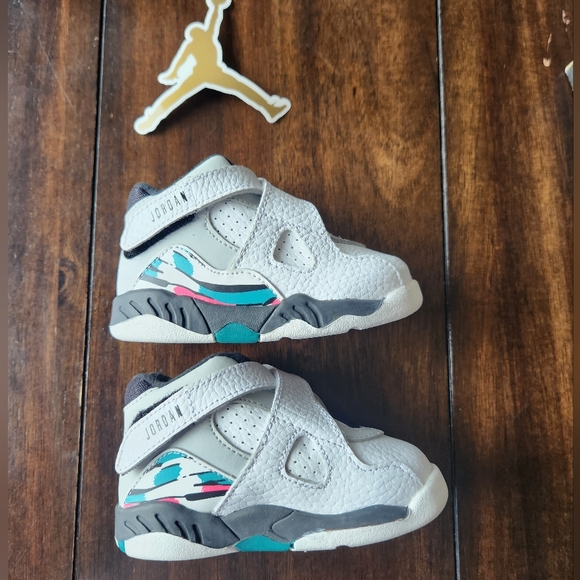 Jordan 8 Retro Beach South Beach - Picture 6 of 10